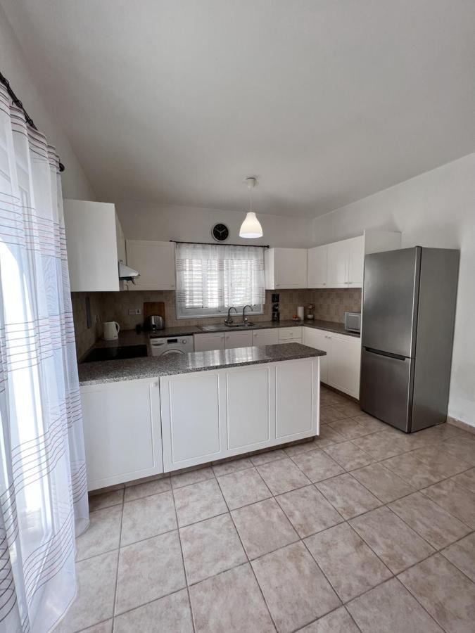 Pafia Sunbeach Townhouse 파포스 외부 사진