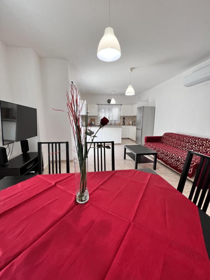 Pafia Sunbeach Townhouse 파포스 외부 사진